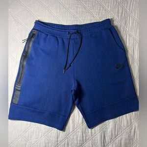 NIKE Mens Tech Fleece Shorts